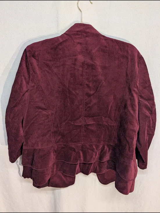 Women's Burgundy Suede Button-Front Jacket - Picture 5 of 10